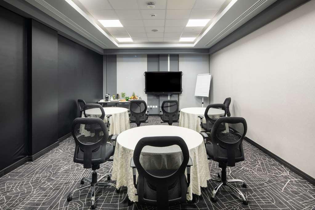 Park Inn By Radisson Jubail Industrial City Facilități foto