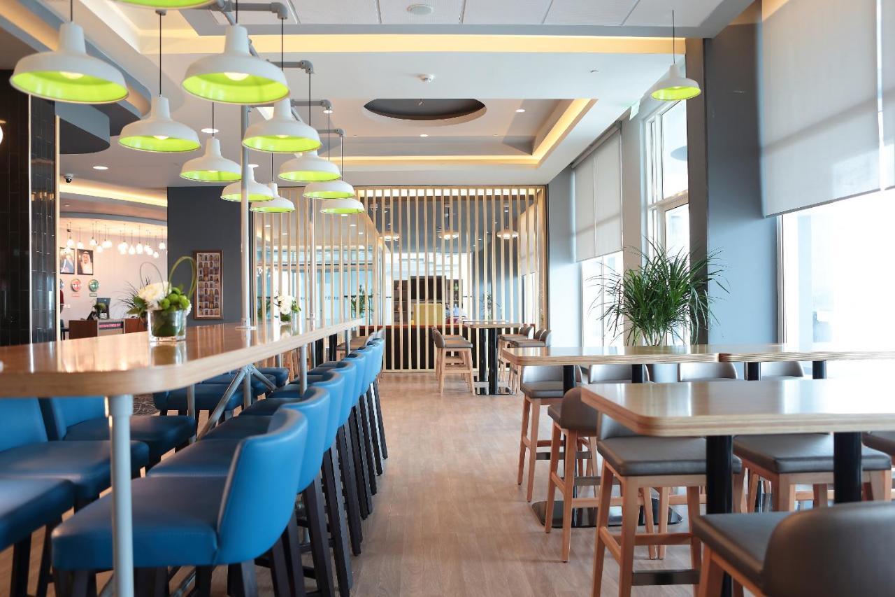 Park Inn By Radisson Jubail Industrial City Exterior foto